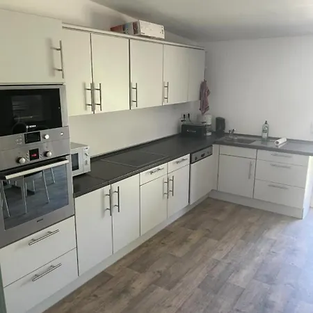 Ferienzimmer Mit Doppelbett & Gemeinschaftskueche Pensjonat Warnow (Rostock)