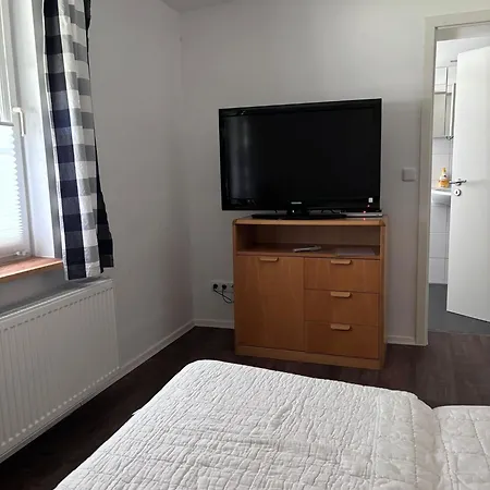 Ferienzimmer Mit Doppelbett & Gemeinschaftskueche 3* Warnow (Rostock)
